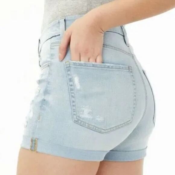 Aeropostale High Rise Curvy Midi Shorts 3” Sz 8 - Picture 2 of 9